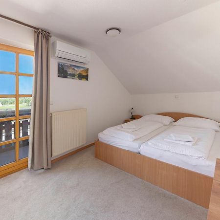 Gostilna Logar Hotel Hotemaze Kültér fotó