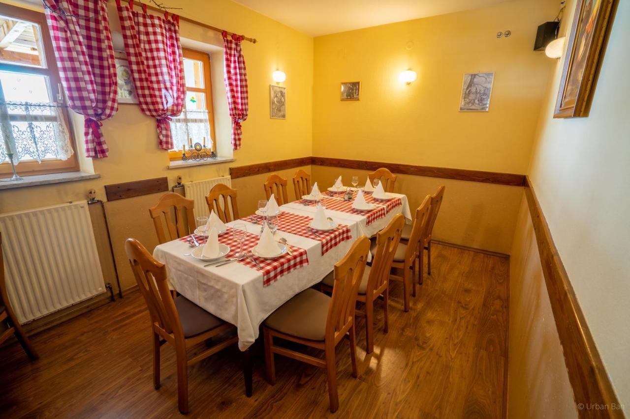 Gostilna Logar Hotel Hotemaze Kültér fotó